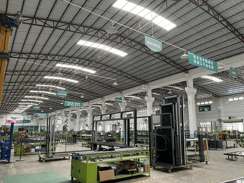 Aoslon aluminum window workshop